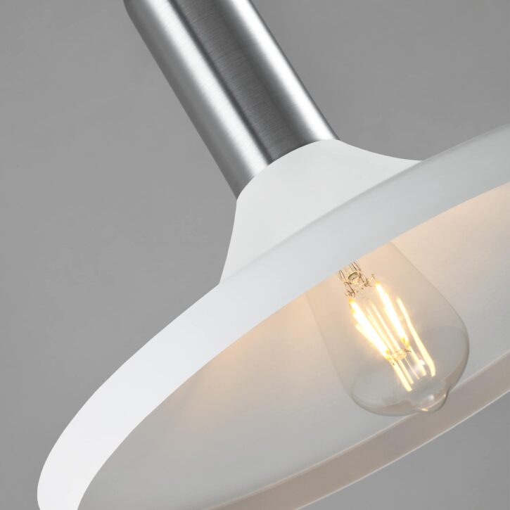 Wit met zilveren lampen